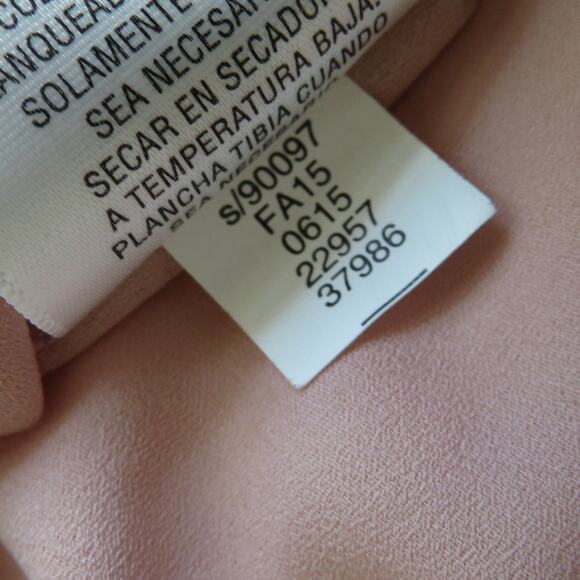 Maison Jules Short Sleeve Top Button Front V-Neck Blouse Pink Size XS - Picture 8 of 9